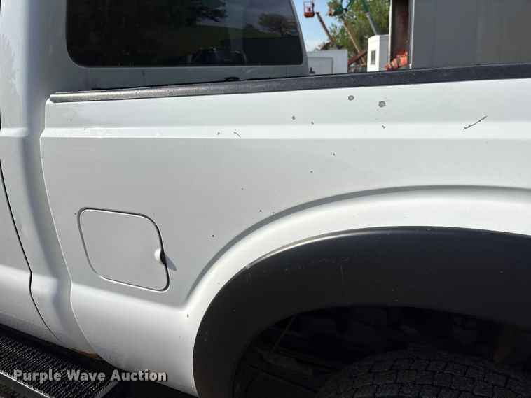 image for item FG2955 2014 Ford F250 Super Duty Crew Cab pickup truck