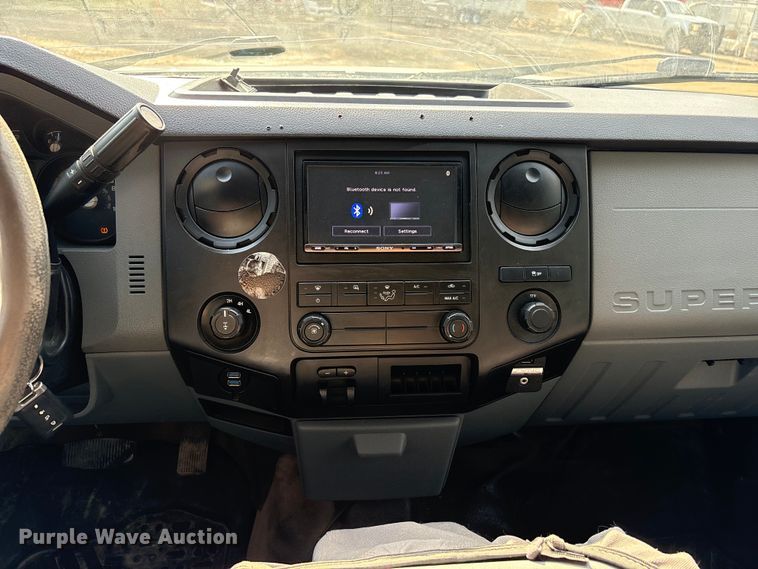 image for item FG2955 2014 Ford F250 Super Duty Crew Cab pickup truck