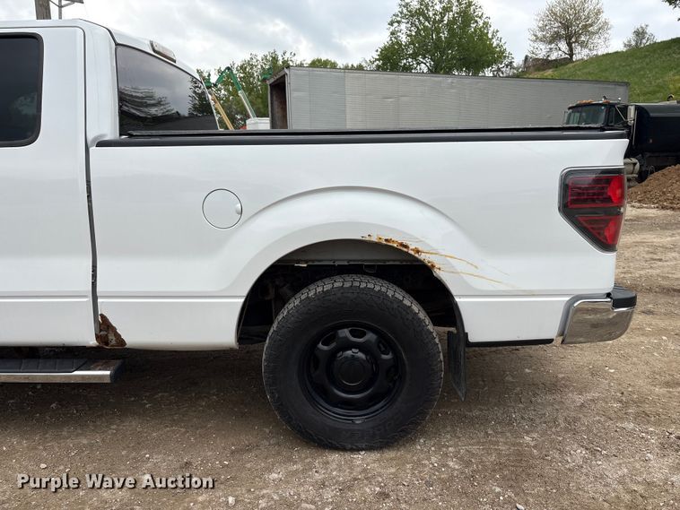 image for item FG2958 2014 Ford F150 Ext. Cab pickup truck