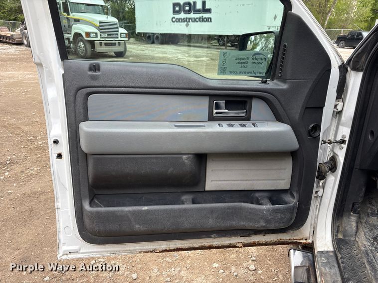 image for item FG2958 2014 Ford F150 Ext. Cab pickup truck