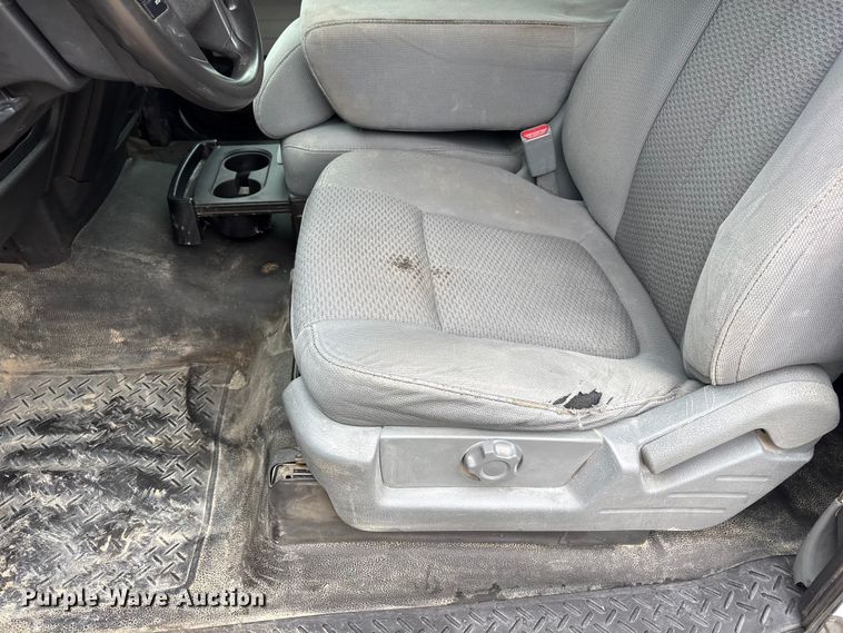 image for item FG2958 2014 Ford F150 Ext. Cab pickup truck