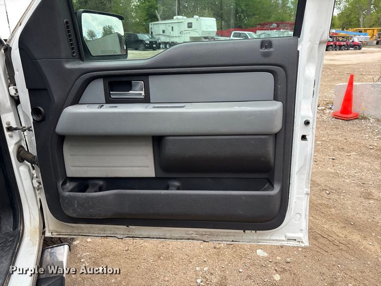 image for item FG2958 2014 Ford F150 Ext. Cab pickup truck
