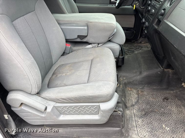 image for item FG2958 2014 Ford F150 Ext. Cab pickup truck