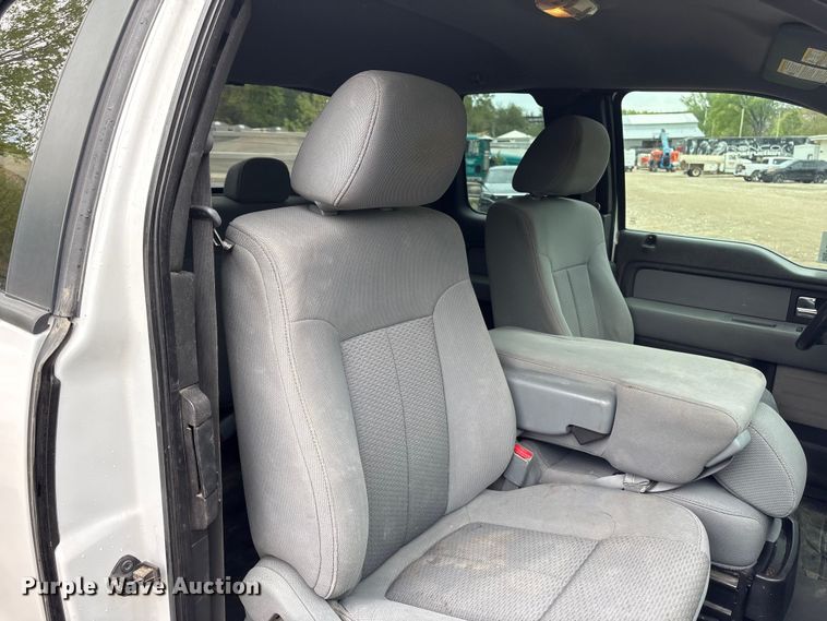image for item FG2958 2014 Ford F150 Ext. Cab pickup truck