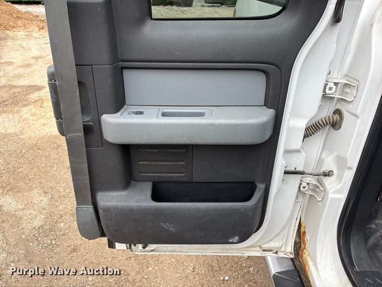 image for item FG2958 2014 Ford F150 Ext. Cab pickup truck
