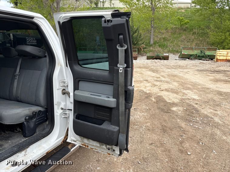 image for item FG2958 2014 Ford F150 Ext. Cab pickup truck