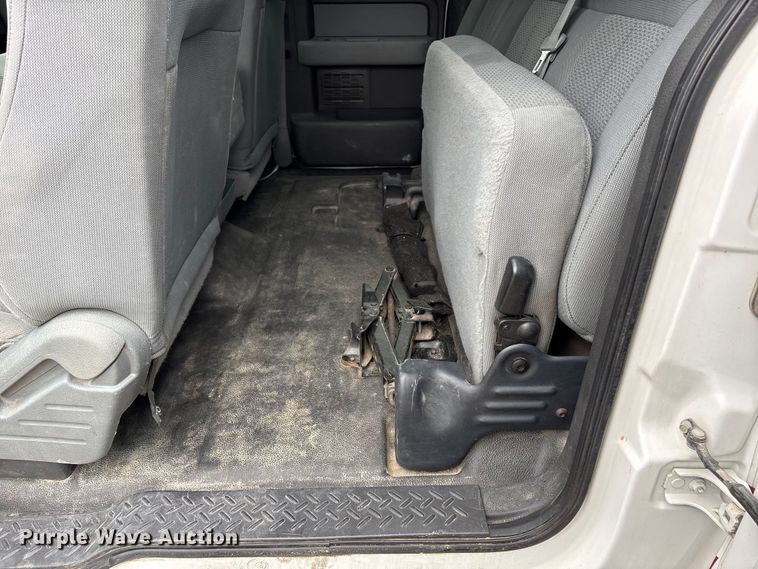 image for item FG2958 2014 Ford F150 Ext. Cab pickup truck