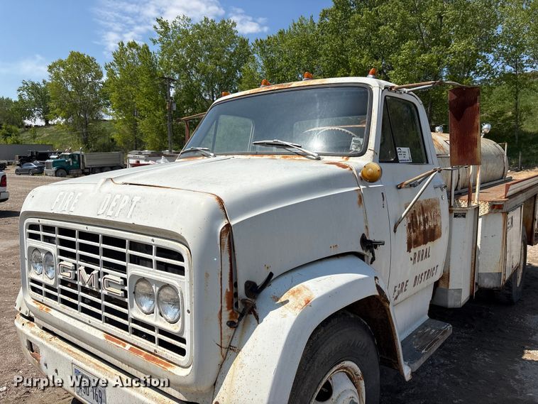 image for item FG2960 1967 GMC water truck
