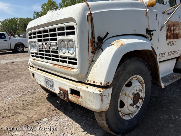 image for item FG2960 1967 GMC water truck