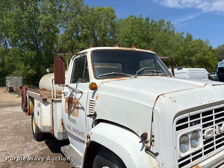 image for item FG2960 1967 GMC water truck