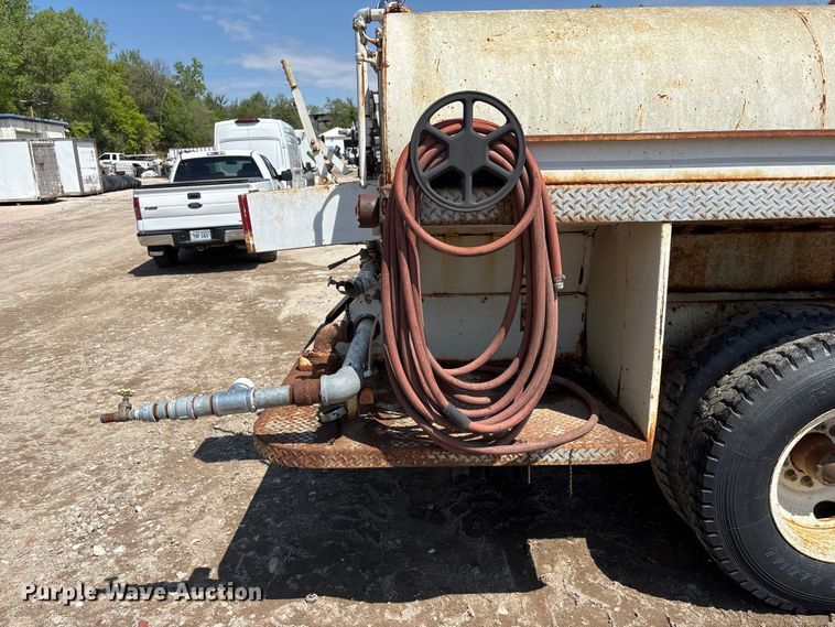 image for item FG2960 1967 GMC water truck