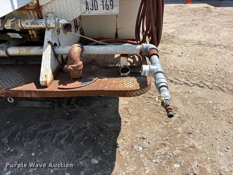 image for item FG2960 1967 GMC water truck
