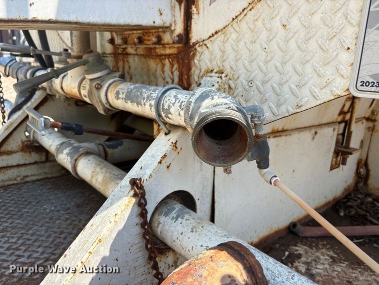 image for item FG2960 1967 GMC water truck