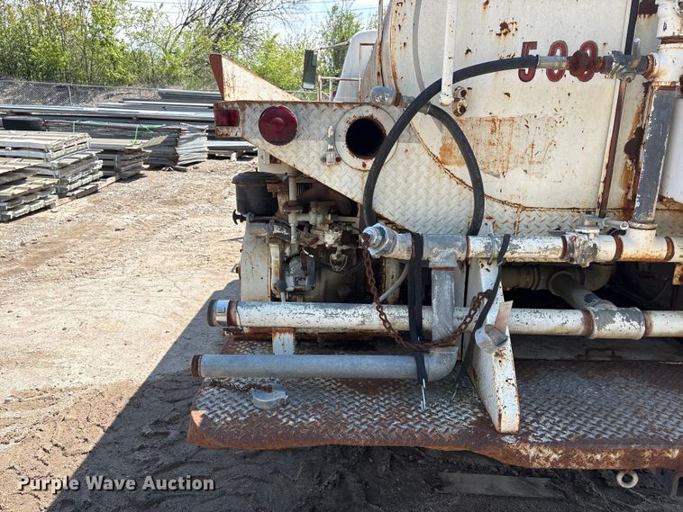 image for item FG2960 1967 GMC water truck