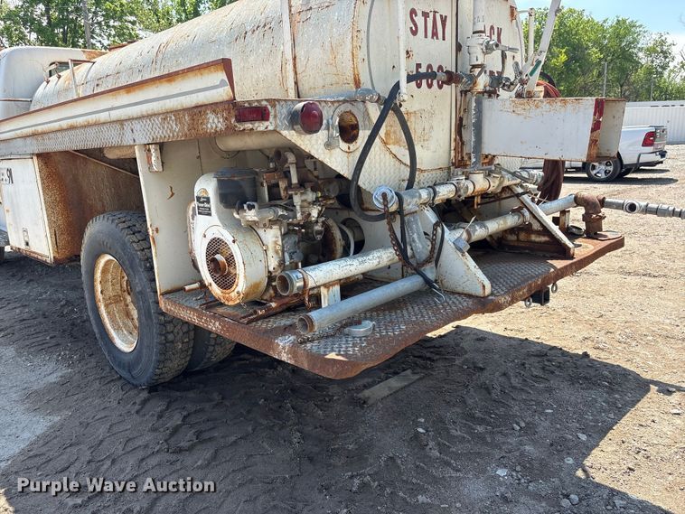 image for item FG2960 1967 GMC water truck