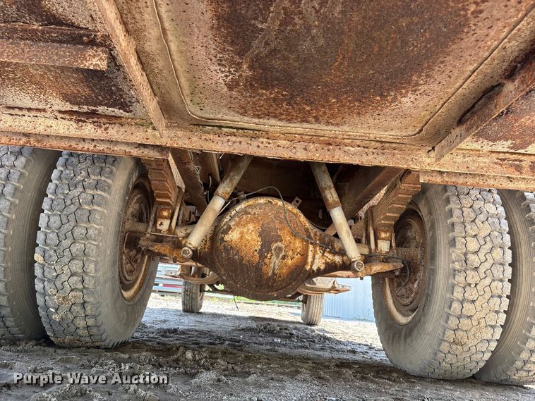 image for item FG2960 1967 GMC water truck