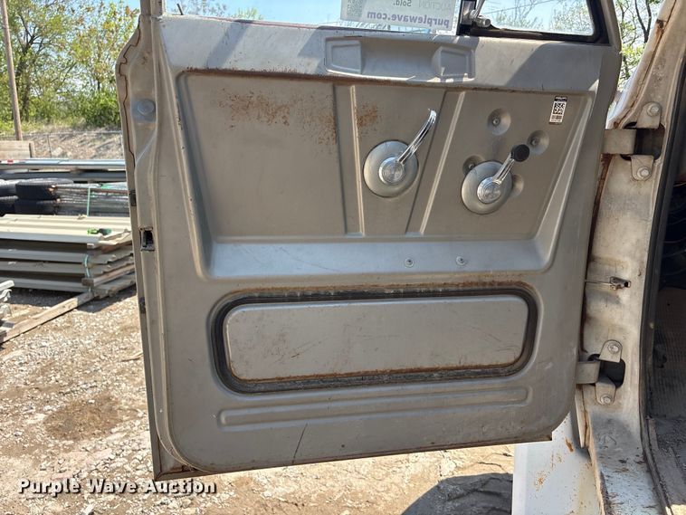 image for item FG2960 1967 GMC water truck