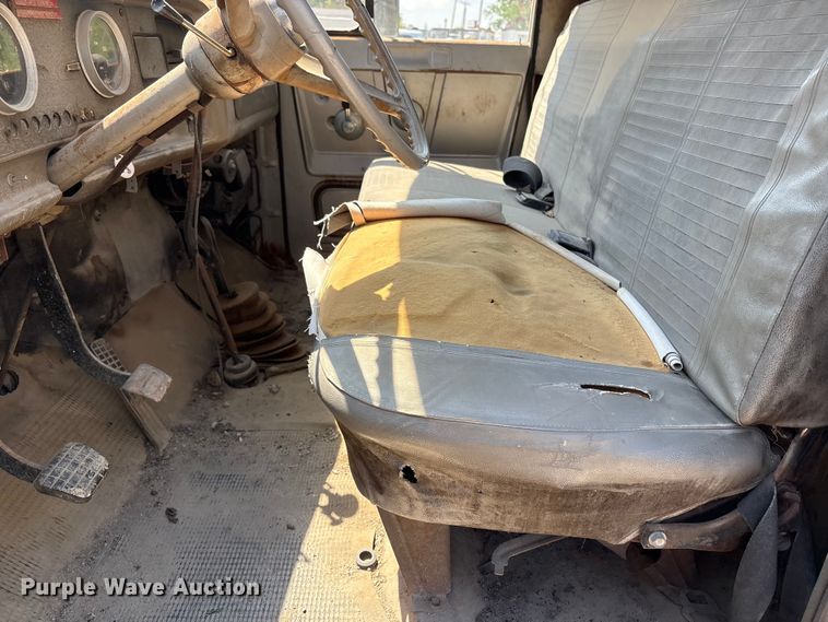 image for item FG2960 1967 GMC water truck