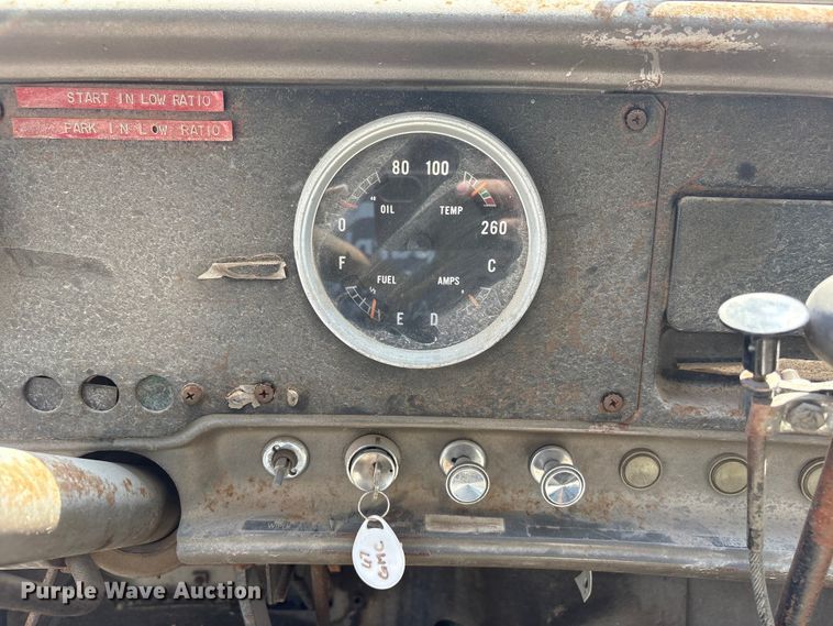 image for item FG2960 1967 GMC water truck