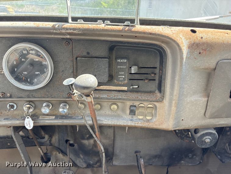 image for item FG2960 1967 GMC water truck