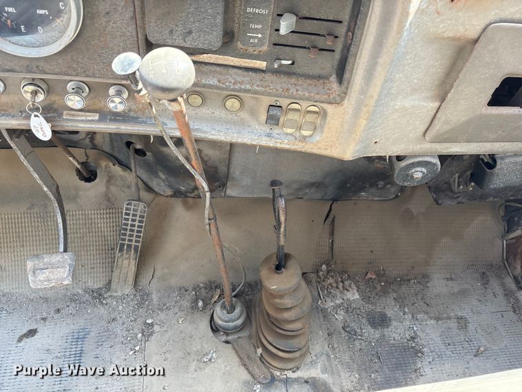 image for item FG2960 1967 GMC water truck