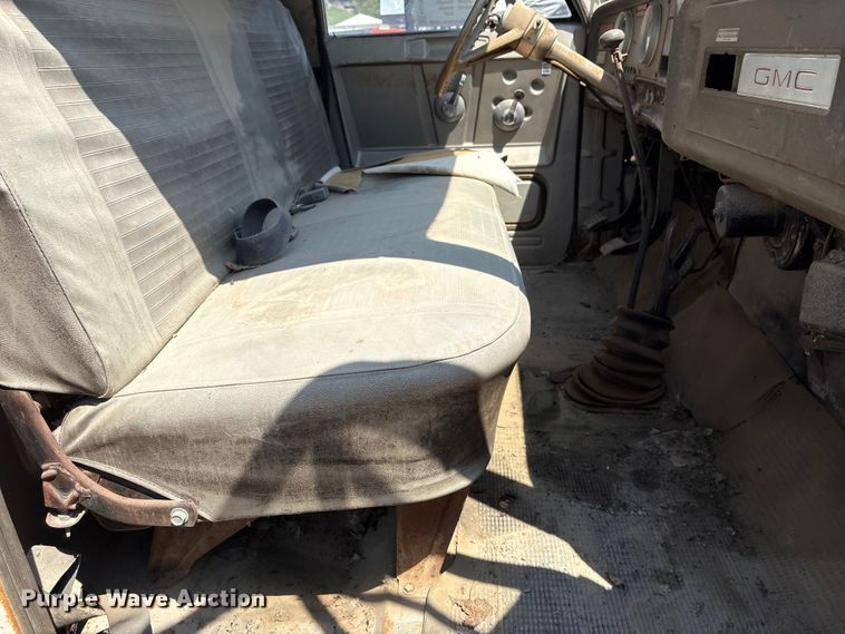image for item FG2960 1967 GMC water truck