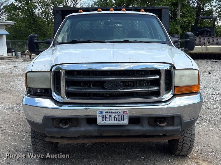 image for item FG2961 2001 Ford F550 Super Duty flatbed truck