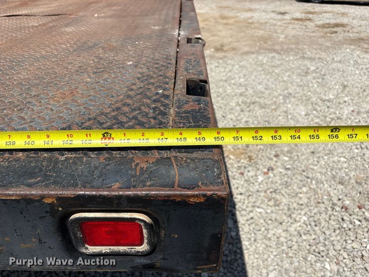 image for item FG2961 2001 Ford F550 Super Duty flatbed truck
