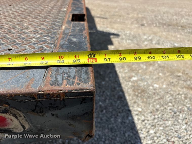 image for item FG2961 2001 Ford F550 Super Duty flatbed truck