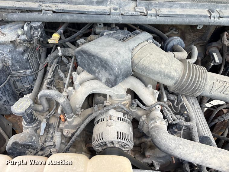 image for item FG2961 2001 Ford F550 Super Duty flatbed truck