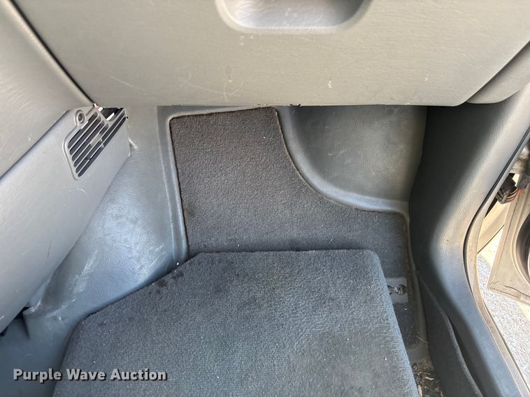 image for item FG2988 2006 Dodge Grand Caravan SXT van