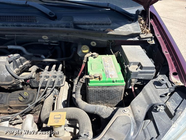 image for item FG2989 2008 Chrysler Town And Country van