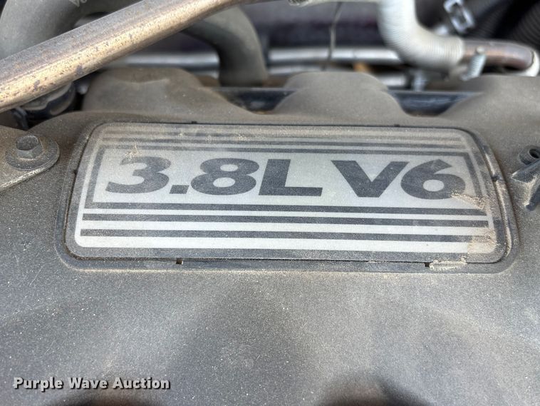 image for item FG2989 2008 Chrysler Town And Country van