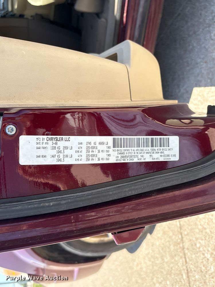image for item FG2989 2008 Chrysler Town And Country van