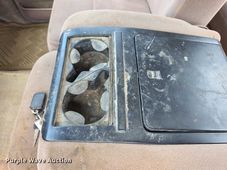 image for item FH6020 1997 Ford F250 Ext. Cab pickup truck