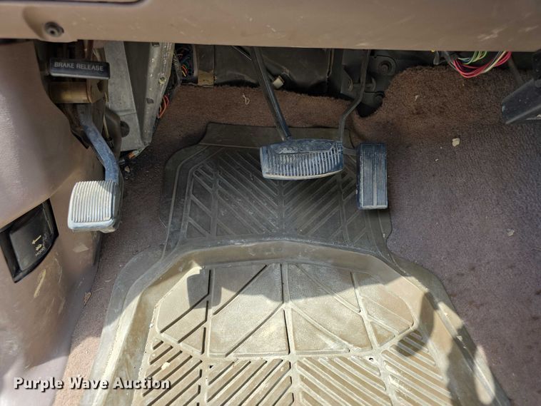 image for item FH6020 1997 Ford F250 Ext. Cab pickup truck