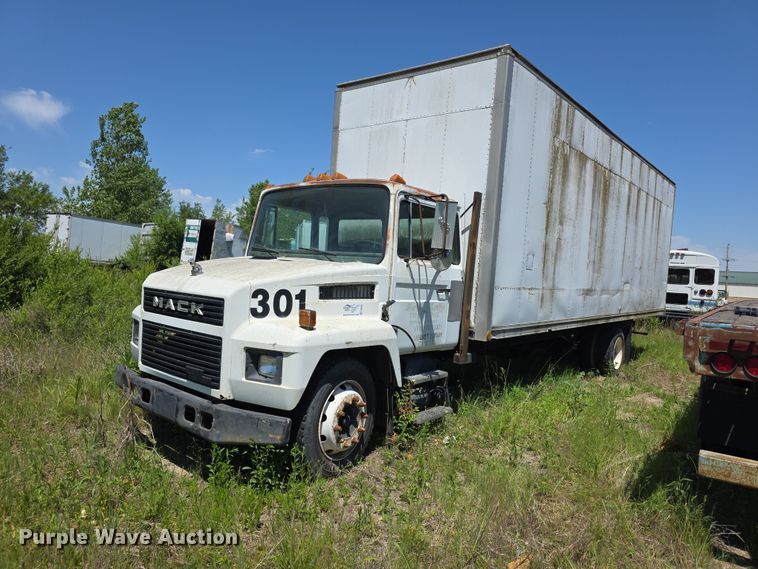 image for item FH6029 1989 Mack CS box truck
