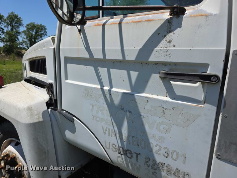 image for item FH6029 1989 Mack CS box truck