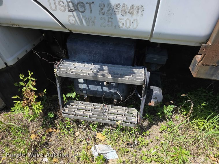 image for item FH6029 1989 Mack CS box truck
