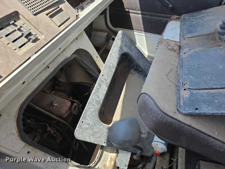 image for item FH6029 1989 Mack CS box truck