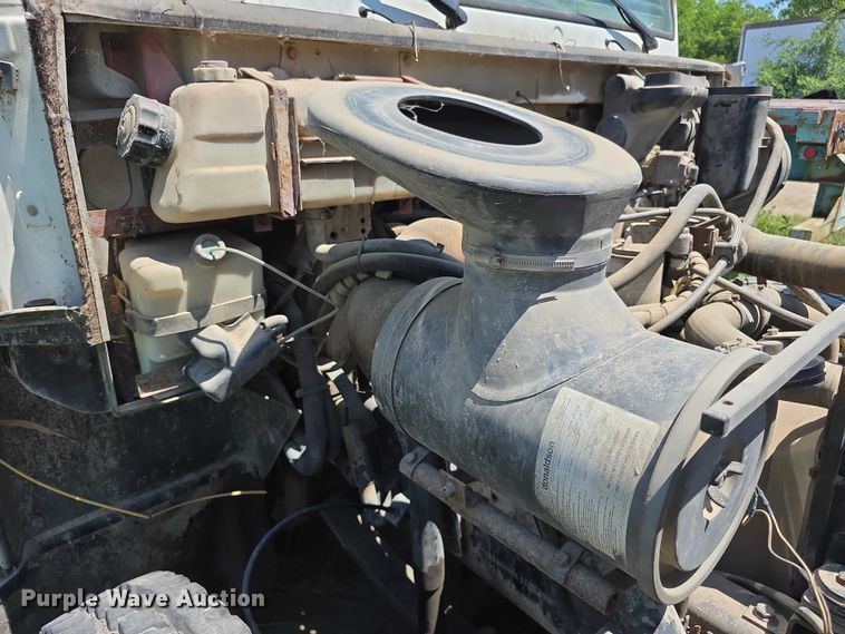image for item FH6029 1989 Mack CS box truck