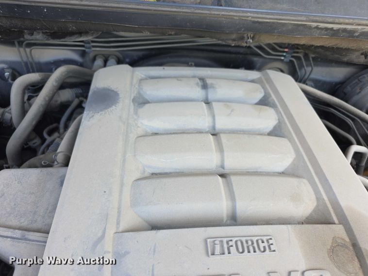 image for item FH6032 2010 Toyota Tundra Ext. Cab pickup truck
