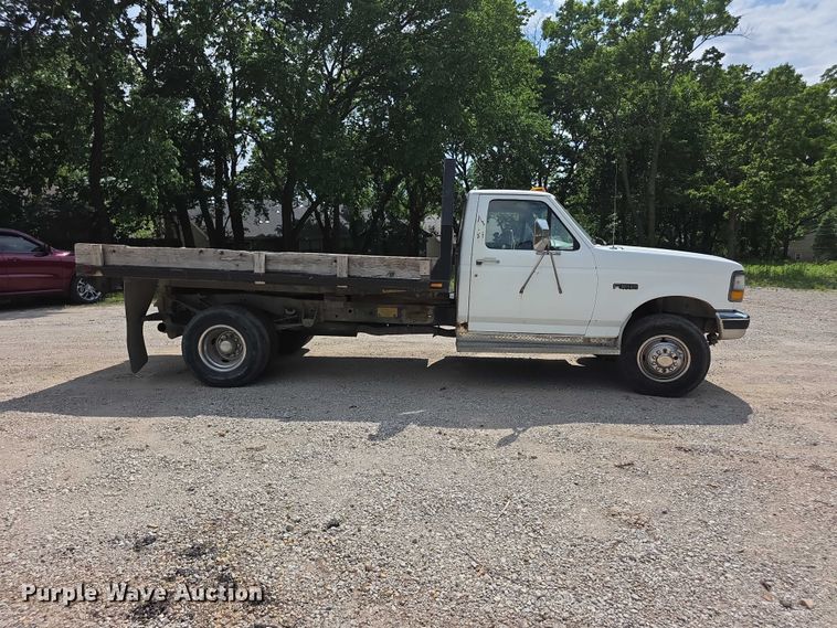image for item FH6040 1997 Ford F450 dump flatbed truck