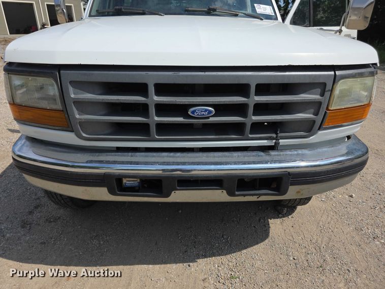 image for item FH6040 1997 Ford F450 dump flatbed truck