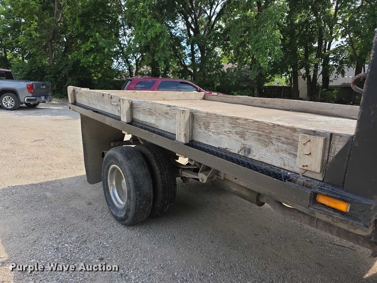image for item FH6040 1997 Ford F450 dump flatbed truck