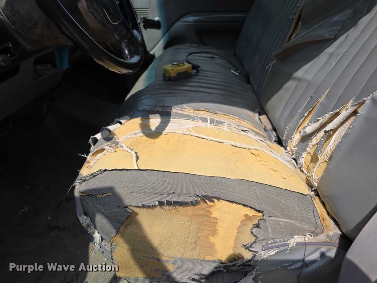 image for item FH6040 1997 Ford F450 dump flatbed truck