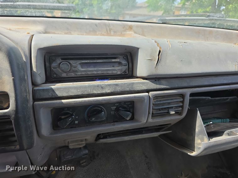 image for item FH6040 1997 Ford F450 dump flatbed truck
