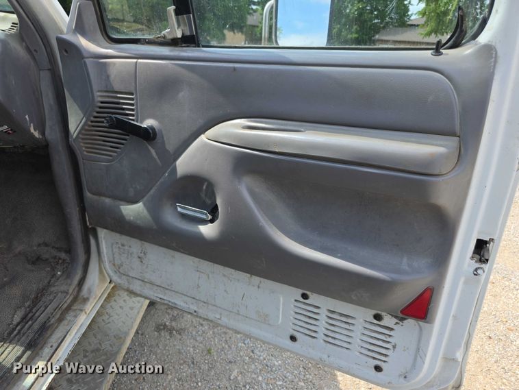 image for item FH6040 1997 Ford F450 dump flatbed truck