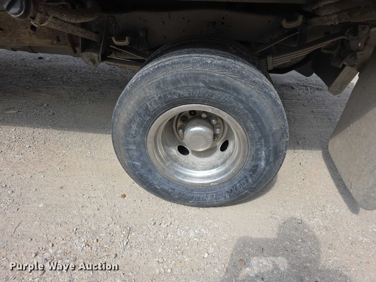 image for item FH6040 1997 Ford F450 dump flatbed truck