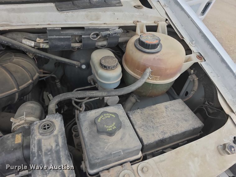 image for item FH6045 2000 Ford E350 van